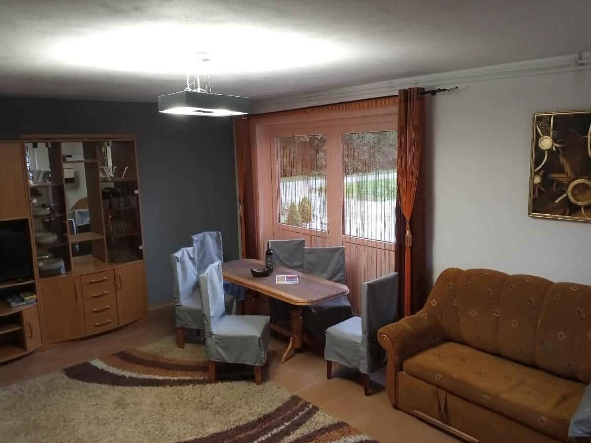 Domek Gniewoszowka Rymanów Exteriör bild